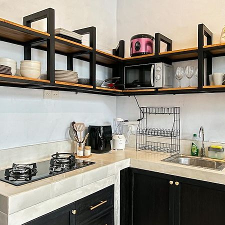 Island Boy Guesthouse T Prime Location In Canggu Экстерьер фото